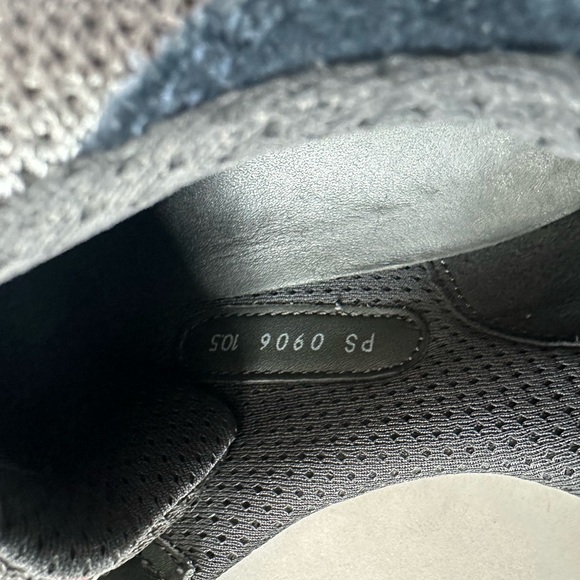 Prada Men’s America’s Cup Rare Blue Suede with gray nylon inlays 10.5 PS 0906 - Picture 5 of 5